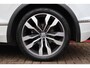 Volkswagen Tiguan 1.4 TSI R-Line | Origineel NL | Panoramadak | Trekhaak | ACC | Camera | Virtual Cockpit |