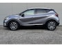 Renault Captur 1.3 TCe 140 Initiale Paris / Nederlandse Auto / Eerste eigenaar / Parkeercamera / Lederen Bekleding / Stoelverwarming voor / Stuurverwarming / Voorruitverwarming / Keyless Entry / Climate Control / Lijn detectie / Parkeercamera