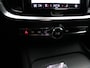 Volvo V60 2.0 B3 Plus Dark | Schuif-/kanteldak | Trekhaak | 360 camera | Stoelmemory