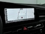 Kia Niro EV DYNAMICPLUSLINE 64.8 kWh *| SoH 98,2% | TREKHAAK | NAVI | CLIMA | CRUISE | CAMERA | OPEN DAK | STUUR- & STOELVERWARMING | LEDER | ELEKTRISCHE ACHTERKLEP | 17'' LM VELGEN | FABRIEKSGARANTIE GELDIG T/M 5-2030! | PRIVACY GLASS |
