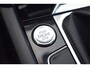 Volkswagen Passat Variant 1.6 TDi Highline R-Line LED | Leder/Alcantara | Carplay | Virtual | Camera | Trekhaak | Sportstoelen
