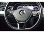 Volkswagen Passat Variant 1.6 TDi Highline R-Line LED | Leder/Alcantara | Carplay | Virtual | Camera | Trekhaak | Sportstoelen