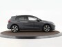 Volkswagen Golf 1.5 eHybrid 204pk DSG Life Edition · Camera · Apple/Android Car Play · P-Sensoren · Soel&-Stuurverwarming · 18'' Inch · Garantie t/m 16-06-2029 of 100.000km