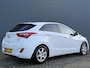 Hyundai i30 1.6 GDi Blue 135PK 5d i-Motion Plus | Trekhaak |100% Dealer Onderhouden | Winter & Zomerset | Navigatie | Achteruitrij Camera | Parkeersensoren