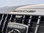 Peugeot 2008 1.2 PureTech 130PK GT Automaat | Alcantara Interieur | Elektrisch Verstelbare Bestuurdersstoel | Stoelverwarming | Camera Voor + Achter | Apple Carplay / Android Auto | | Cruise control adaptief met Stop&Go en stuurhulp | DAB ontvanger | Dakrails