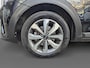 Kia Stonic 1.0 T-GDi MHEV DynamicPlusLine | Cruise Control | Climate Control | Navigatie | Camera | Apple Carplay/Android Auto | Privacy Glas | LM Velgen |