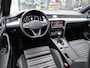 Volkswagen Passat Variant 1.4 TSI PHEV GTE Business | Leder | 18 inch | Massage | Stoelverw |