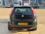 Fiat Punto Grande 1.4 Edizione Prima/ sport pakket /3drs/ nap/ dealeronderhouden/ 1jaar apk/ airco/ EL-ramen/ zeer nette auto.