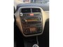 Fiat Punto Grande 1.4 Edizione Prima/ sport pakket /3drs/ nap/ dealeronderhouden/ 1jaar apk/ airco/ EL-ramen/ zeer nette auto.