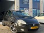 Fiat Punto Grande 1.4 Edizione Prima/ sport pakket /3drs/ nap/ dealeronderhouden/ 1jaar apk/ airco/ EL-ramen/ zeer nette auto.