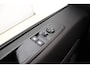 Peugeot Traveller 2.0 BlueHDi Business VIP Long S&S 180 PK | Automaat | Luxe uitvoering | 7 Zitplaatsen | Lederen bekleding | Elektrische schuifdeuren | Sidebars | Trekhaak | VOL opties