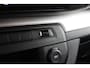 Peugeot Traveller 2.0 BlueHDi Business VIP Long S&S 180 PK | Automaat | Luxe uitvoering | 7 Zitplaatsen | Lederen bekleding | Elektrische schuifdeuren | Sidebars | Trekhaak | VOL opties