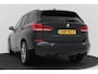 BMW X1 XDrive20i High Executive M-Sport | Trekhaak | Adap. Cruise | Sportstoelen | Breed Navi | Stoelverwarming | Volledig Ond. |