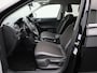 Volkswagen T-Cross 1.5 TSI Style Business R | AUTOMAAT | ACHTERUITRIJCAMERA | TREKHAAK | APPLE CARPLAY - ANDROID AUTO | STOELVERWARMING | ADAPTIVE CRUISE CONTROL | CLIMATE CONTROL | LED VERLICHTING |