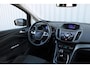 Ford C-Max 1.0 Titanium | Trekhaak | Achteruitrij camera | Parkeersensoren | Climate control | Cruise control | Navigatie | Isofix | Zomer en winterbanden op velg |