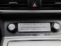 Hyundai Kona Electric EV Fashion 64 kWh | AUTOMAAT | Navigatie | Heads-Up Display | Apple Carplay / Android Auto | Climate Control | Achteruitrijcamera | Parkeersensoren |  Cruise Control | DAB