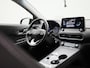 Hyundai Kona Electric EV Fashion 64 kWh | AUTOMAAT | Navigatie | Heads-Up Display | Apple Carplay / Android Auto | Climate Control | Achteruitrijcamera | Parkeersensoren |  Cruise Control | DAB