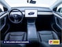 Tesla Model Y RWD 58 kWh | Panoramadak | Stoel-stuurverwarming | Zwart leder | Navigatie | Extra getint glas Camera, Autopilot, Dodehoek detector, Elektrisch verstelbare stoelen