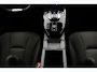 Suzuki e-Vitara Select 61 kWh | Stoel en Stuurverwarming | Draadloos Apple Carplay & Android Auto | Keyless Entry | 10 Jaar Garantie | Parkeersensoren Rondom |