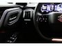 Suzuki e-Vitara Select 61 kWh | Stoel en Stuurverwarming | Draadloos Apple Carplay & Android Auto | Keyless Entry | 10 Jaar Garantie | Parkeersensoren Rondom |