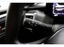 Suzuki e-Vitara Select 61 kWh | Stoel en Stuurverwarming | Draadloos Apple Carplay & Android Auto | Keyless Entry | 10 Jaar Garantie | Parkeersensoren Rondom |