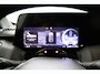 Suzuki e-Vitara Select 61 kWh | Stoel en Stuurverwarming | Draadloos Apple Carplay & Android Auto | Keyless Entry | 10 Jaar Garantie | Parkeersensoren Rondom |