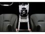 Suzuki e-Vitara Select 61 kWh | Stoel en Stuurverwarming | Draadloos Apple Carplay & Android Auto | Keyless Entry | 10 Jaar Garantie | Parkeersensoren Rondom |