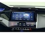 Peugeot 408 1.2 Hybrid 145 e-DCS6 Allure Alcantara l Camera l Parkeersensoren l 3D-Cockpit l Full-LED l Draadloos Apple Carplay/Android Auto l Verwarmd Stuurwiel l TomTom Navigatie l Lichtmetalen velgen