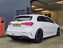 Mercedes-Benz A-klasse 180 Business Solution AMG Night Upgrade / TECHNISCH HELEMAAL IN ORDE , OPTISCH MET ENKELE GEBRUIKERSSPOREN.