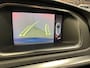 Volvo V40 2.0 T4 Business Sport | Navigatie | LM Velgen 17" | Panoramadak | Lederen Bekleding | Voorstoelen Verwarmd | Cruise Control | Airco |