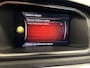Volvo V40 2.0 T4 Business Sport | Navigatie | LM Velgen 17" | Panoramadak | Lederen Bekleding | Voorstoelen Verwarmd | Cruise Control | Airco |