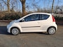 Peugeot 107 1.0-12V XS LEUKE AUTO RIJDT EN SCHAKELT GOED