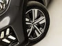 Kia Niro Hybrid 1.6 GDi DynamicLine Automaat (APPLE CARPLAY, GROOT NAVI, CAMERA, LEDER, SPORTSTOELEN, ADAPTIVE CRUISE, KEYLESS, GETINT GLAS, NIEUWE APK, NIEUWSTAAT)