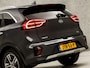Kia Niro Hybrid 1.6 GDi DynamicLine Automaat (APPLE CARPLAY, GROOT NAVI, CAMERA, LEDER, SPORTSTOELEN, ADAPTIVE CRUISE, KEYLESS, GETINT GLAS, NIEUWE APK, NIEUWSTAAT)