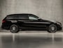 Mercedes-Benz C-klasse Estate 180 AMG Sport 157Pk Automaat (PANORAMADAK, NAVIGATIE, CAMERA, ELEK SPORTSTOELEN, ZWART HEMEL, TREKHAAK, GETINT GLAS, NIEUWSTAAT)