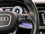Audi Q8 55 TFSI e quattro S-Line Sport 381Pk Automaat (PANORAMADAK, LUCHTVERING, HEAD-UP DISPLAY, BANG&OLUFSEN, 360 CAMERA, STOELVERWARMING ACHTER, KEYLESS, MATRIX LED, NIEUWSTAAT)