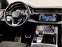 Audi Q8 55 TFSI e quattro S-Line Sport 381Pk Automaat (PANORAMADAK, LUCHTVERING, HEAD-UP DISPLAY, BANG&OLUFSEN, 360 CAMERA, STOELVERWARMING ACHTER, KEYLESS, MATRIX LED, NIEUWSTAAT)