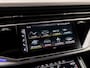 Audi Q8 55 TFSI e quattro S-Line Sport 381Pk Automaat (PANORAMADAK, LUCHTVERING, HEAD-UP DISPLAY, BANG&OLUFSEN, 360 CAMERA, STOELVERWARMING ACHTER, KEYLESS, MATRIX LED, NIEUWSTAAT)