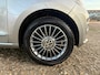 Volkswagen Up! 1.0 groove up! BlueMotion | Navi + Airco + Stoel verw. nu € 5.975,-!!!