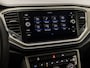 Volkswagen T-Roc 1.0 TSI Luxury Sport (VIRTUAL COCKPIT, LUXE LEDER, APPLE CARPLAY, CAMERA, CLIMATE, STOELVERWARMING, ADAPTIVE CRUISE, LED KOPLAMPEN, GETINT GLAS, ELEK ACHTERKLEP, NIEUWSTAAT)