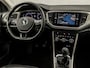 Volkswagen T-Roc 1.0 TSI Luxury Sport (VIRTUAL COCKPIT, LUXE LEDER, APPLE CARPLAY, CAMERA, CLIMATE, STOELVERWARMING, ADAPTIVE CRUISE, LED KOPLAMPEN, GETINT GLAS, ELEK ACHTERKLEP, NIEUWSTAAT)