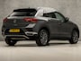 Volkswagen T-Roc 1.0 TSI Luxury Sport (VIRTUAL COCKPIT, LUXE LEDER, APPLE CARPLAY, CAMERA, CLIMATE, STOELVERWARMING, ADAPTIVE CRUISE, LED KOPLAMPEN, GETINT GLAS, ELEK ACHTERKLEP, NIEUWSTAAT)
