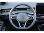 Volkswagen ID.7 Tourer Pro Limited Edition | Achterbank in ongelijke delen neerklapbaar incl. middenarmsteun en doorlaadmogelijkheid | Afstandscontrolesysteem (Front Assist), met voetgangers- en fietsersherkenning | Airconditioning automatisch, 2-zone (Climatronic)