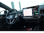 Volkswagen ID.7 Tourer Pro Limited Edition | Achterbank in ongelijke delen neerklapbaar incl. middenarmsteun en doorlaadmogelijkheid | Afstandscontrolesysteem (Front Assist), met voetgangers- en fietsersherkenning | Airconditioning automatisch, 2-zone (Climatronic)