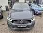 Volkswagen Tiguan 1.4 TSI eHybrid R-Line Business+ | PANORAMA- SCHUIFDAK | ACHTERUITRIJCAMERA | NAVIGATIE | STUUR- & STOELVERWARMING | APPLE CARPLAY/ANDROID AUTO |