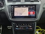 Volkswagen Tiguan 1.4 TSI eHybrid R-Line Business+ | PANORAMA- SCHUIFDAK | ACHTERUITRIJCAMERA | NAVIGATIE | STUUR- & STOELVERWARMING | APPLE CARPLAY/ANDROID AUTO |