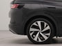 Volkswagen ID.4 First 77 kWh | SoH 91,3% | Apple Carplay | Achteruitrij camera | Warmtewerende voorruit | Wifi | Navigatie | Parkeersensoren voor en achter | Spraakbediening | Cruise control |