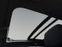 Volkswagen Touran 1.5 150pk TSI Highline 7p Navigatie 'Discover Media' | Velgen 'Salvador', 17 inch lichtmetaal | Panoramaschuif-kanteldak