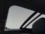 Volkswagen Touran 1.5 150pk TSI Highline 7p Navigatie 'Discover Media' | Velgen 'Salvador', 17 inch lichtmetaal | Panoramaschuif-kanteldak