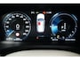 Volvo V60 2.0 T6 Plug-in hybrid AWD Plus Bright | Trekhaak | PDC V+A en Camera | Stoel verwarimg - Ventilatie - Massage | Keyless | 19 inch LM | Extra getint Glas |